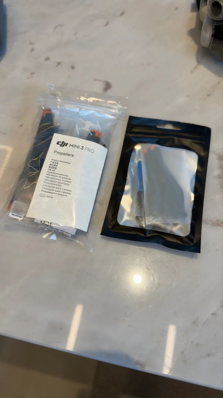 DJI Mini 4 Pro Fly More Combo - Foto 4