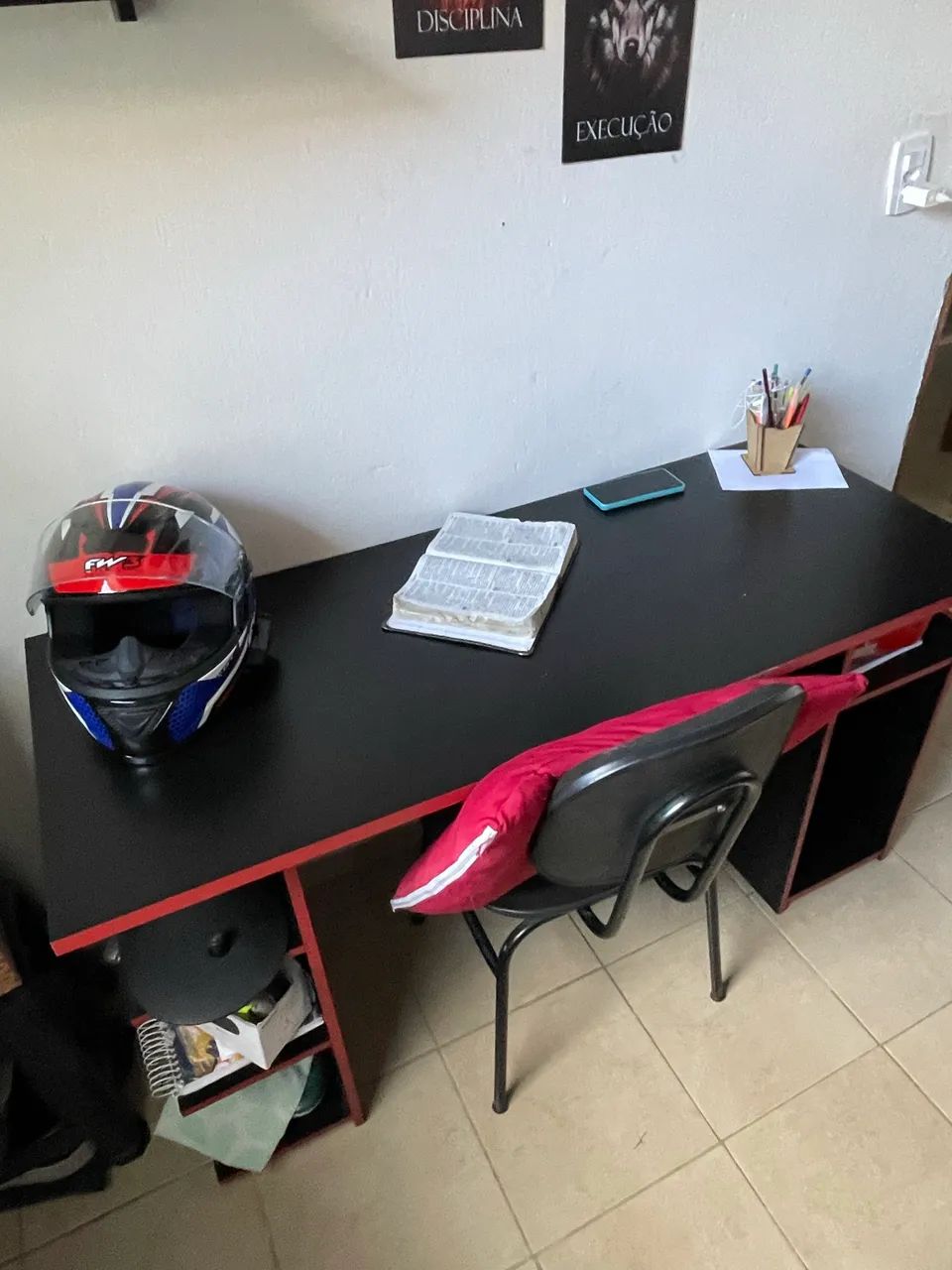 Vendo mesa gamer 