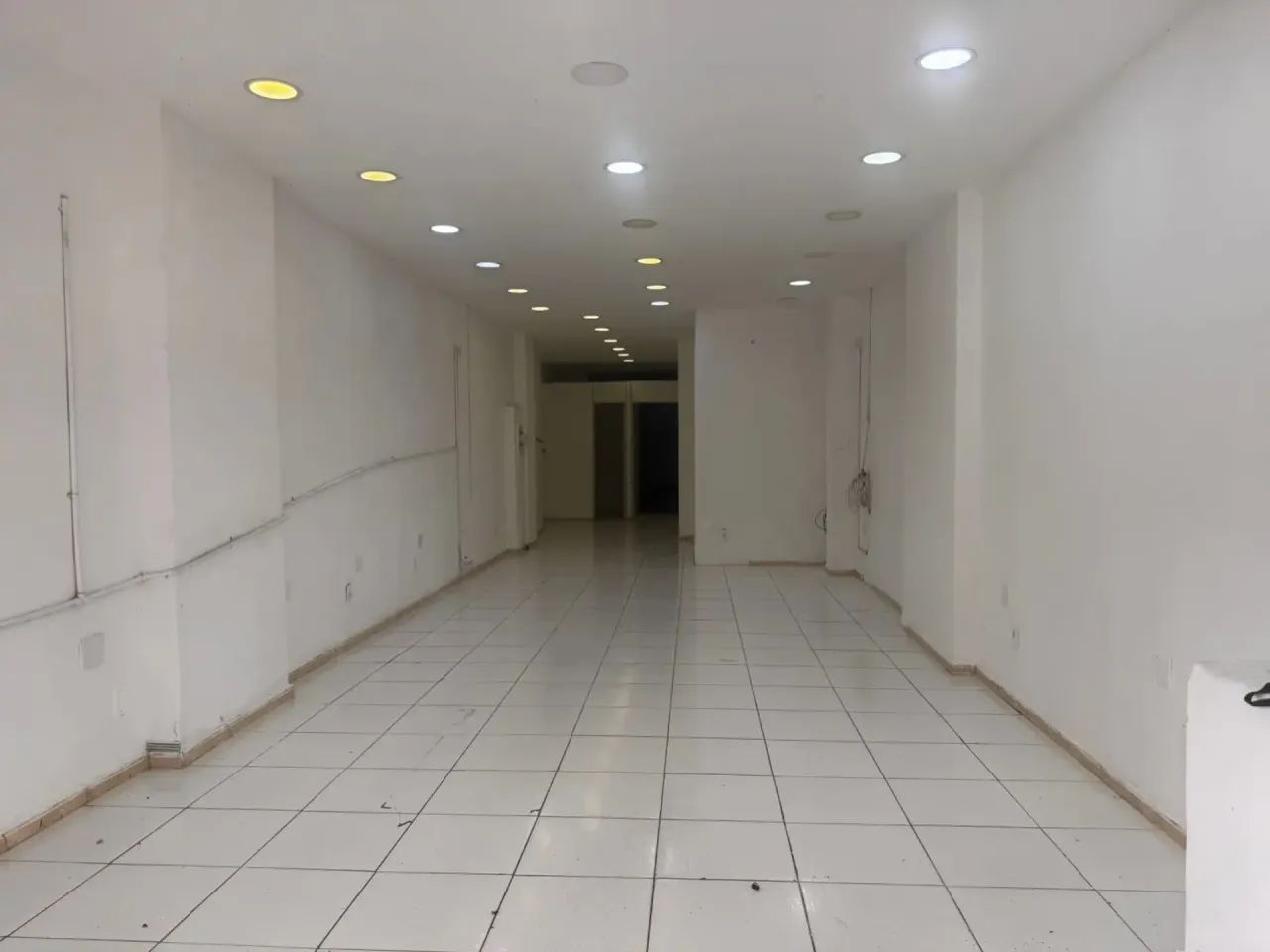 LOJÃO COM CONDOMÍNIO ISENTO - Foto 3