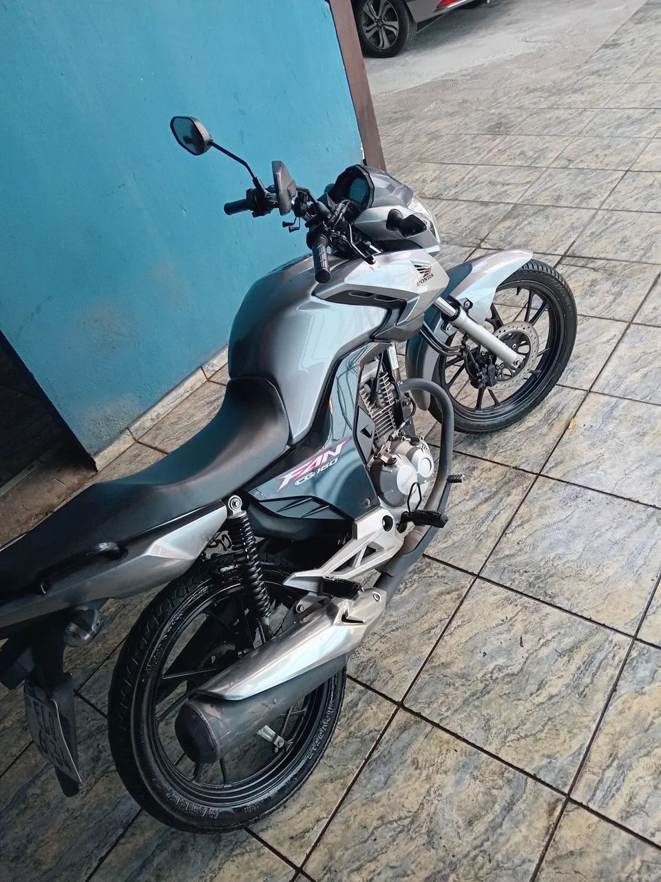 VENDE- SE 