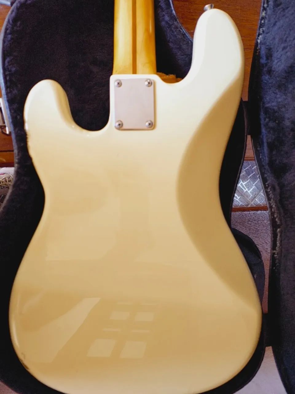 Baixo Fender - Foto 3