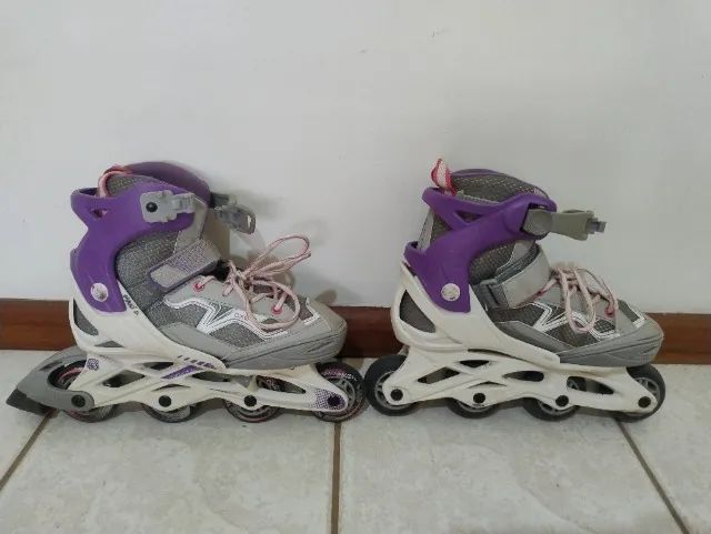 Patins inline Oxelo e capacete