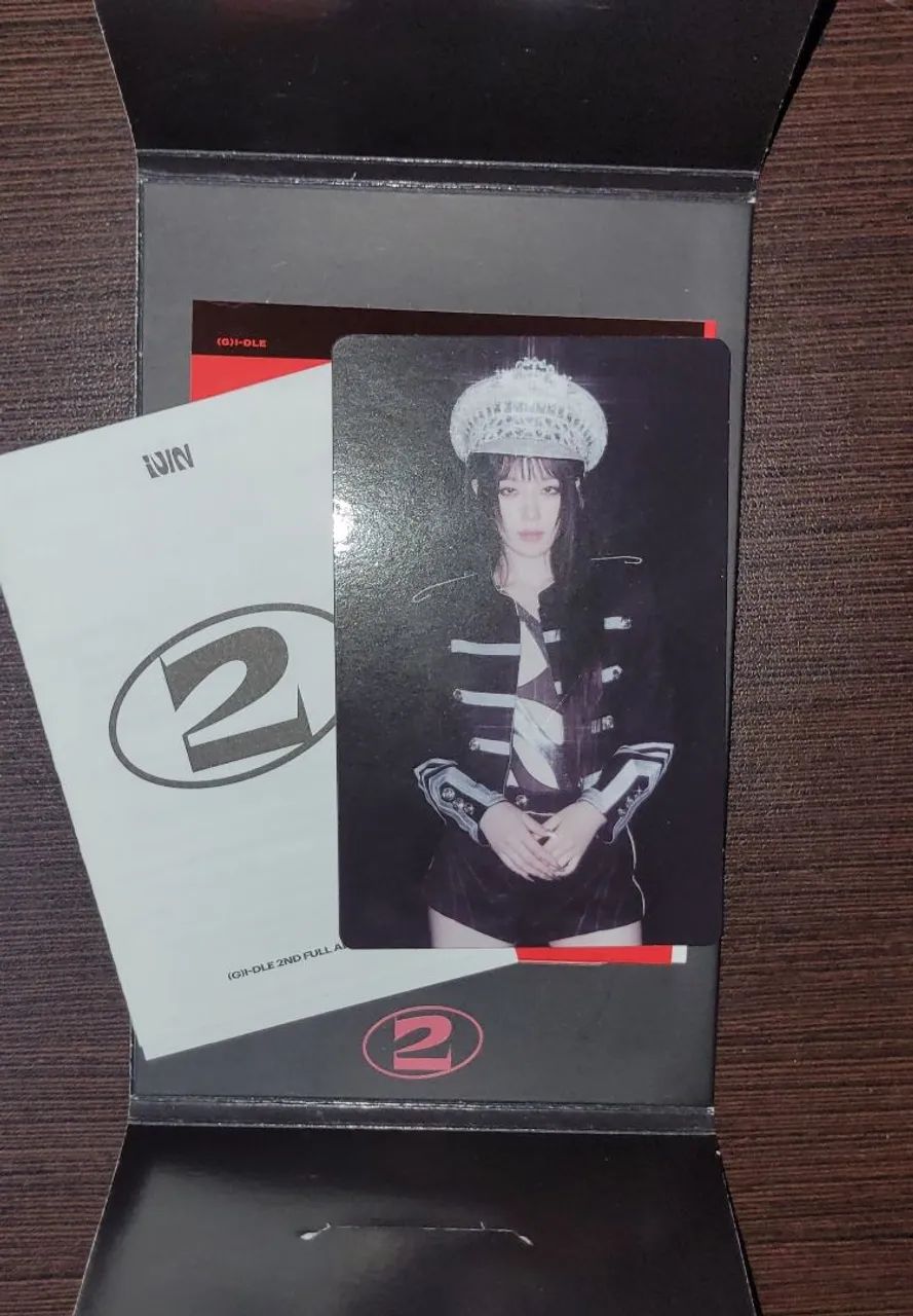 (G)I-DLE POCAALBUM SHUHUA VER. - Foto 5