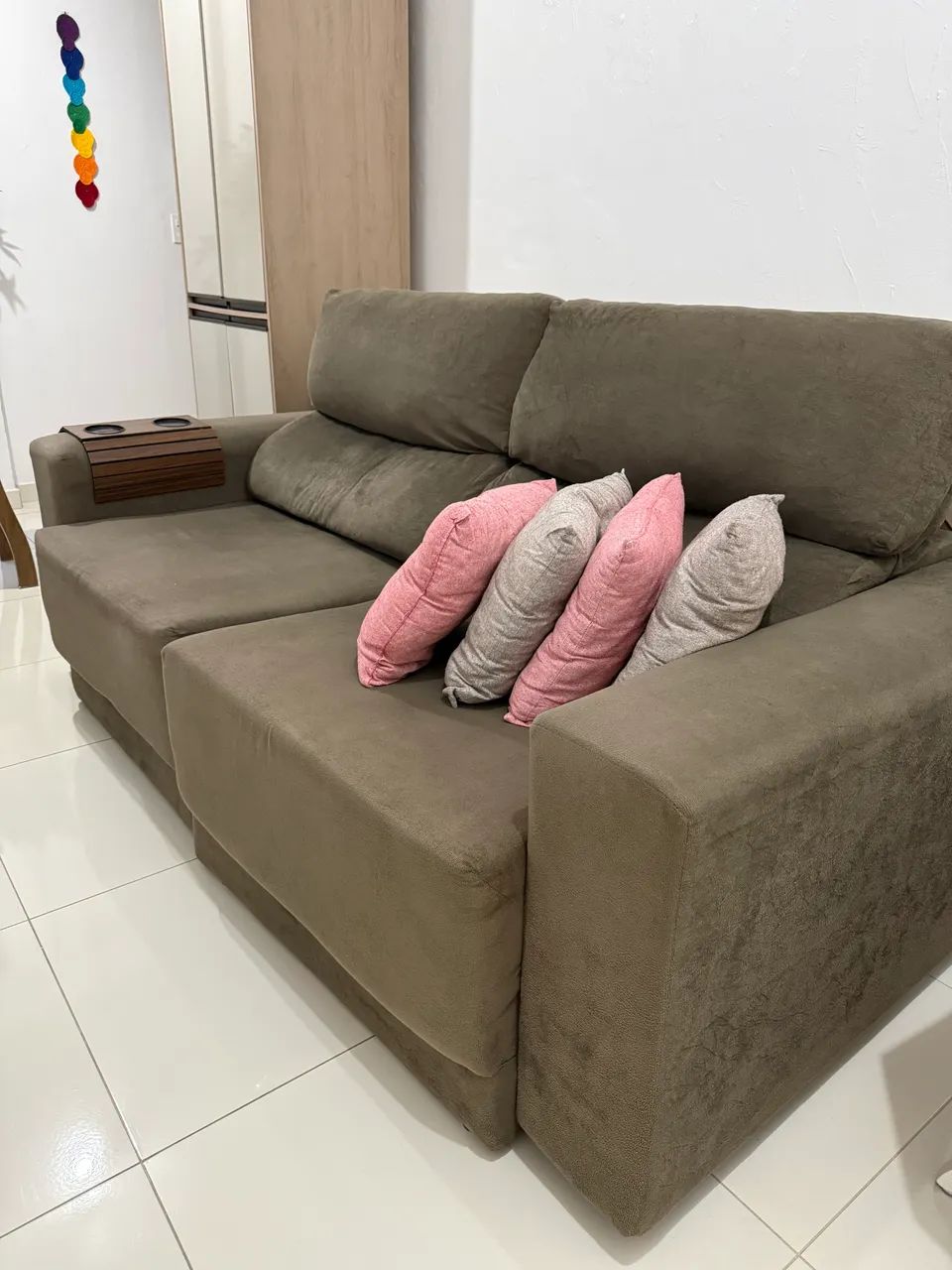 Vendo sofá 2/3 lugares - Foto 2