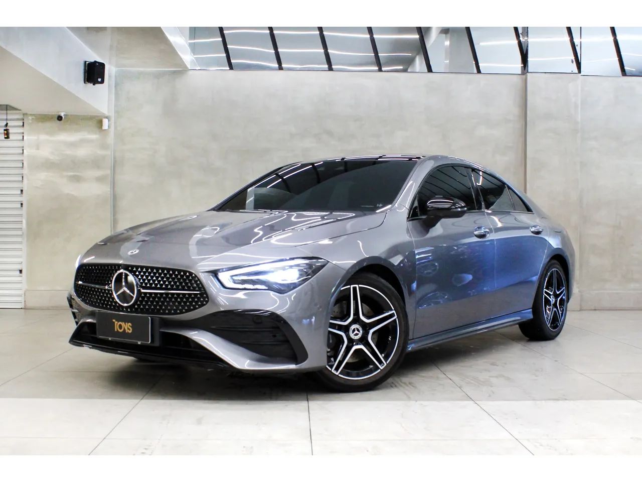 Mercedes-Benz Cla-200 2024