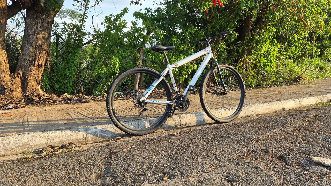 Bicicleta aro 29 - Foto 3