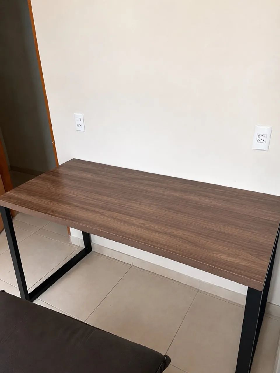 MESA ESCRITÓRIO GRANDE, LEVE E MODERNA