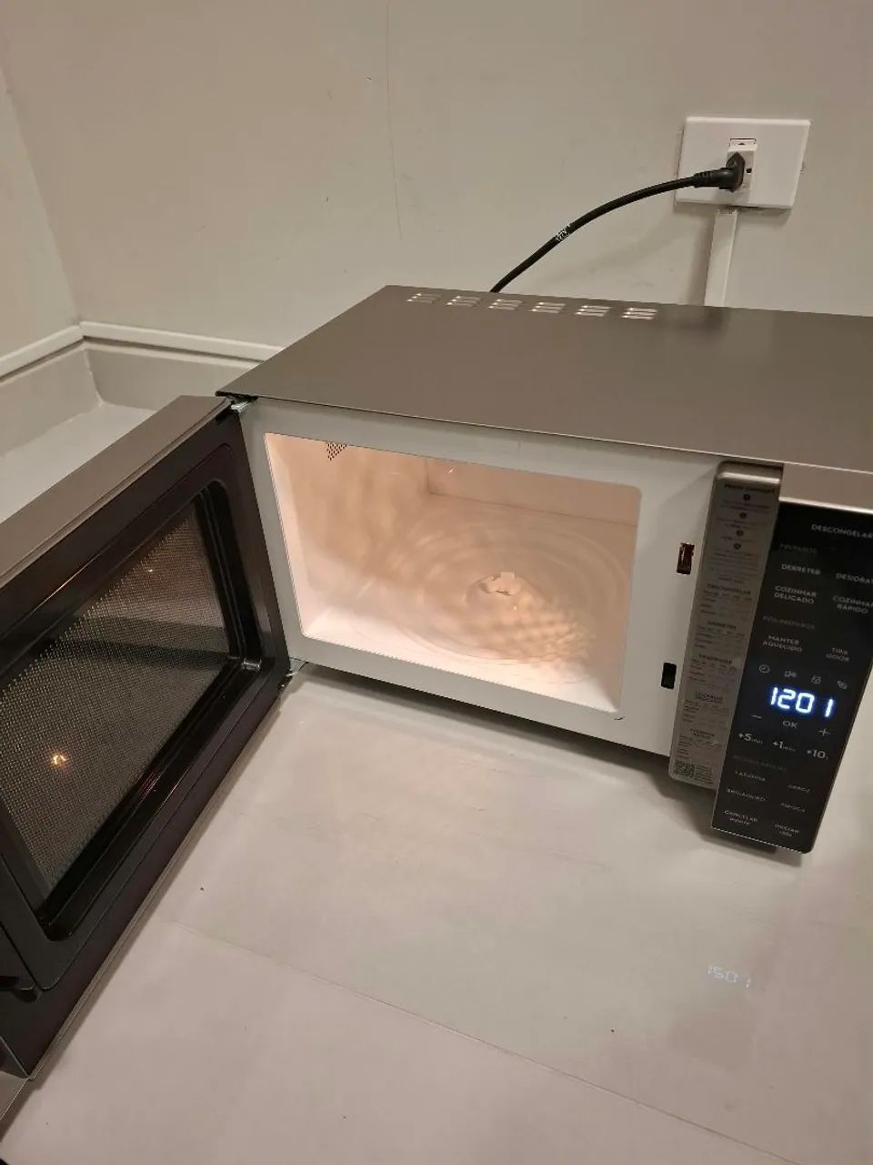 Micro-ondas 23L Inox - Foto 4