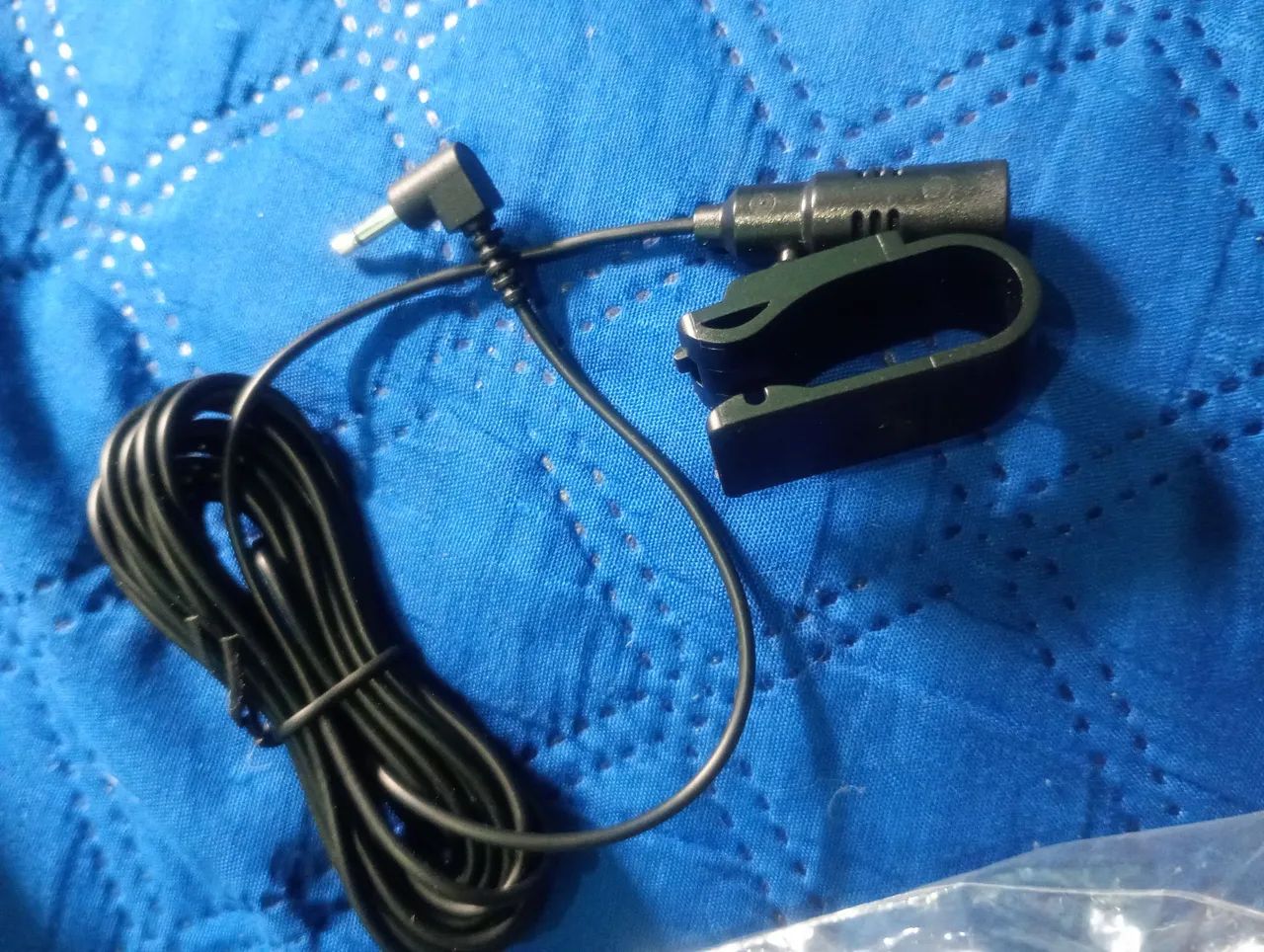 Vendo ese microfone de carro atende ligação leia localização 
