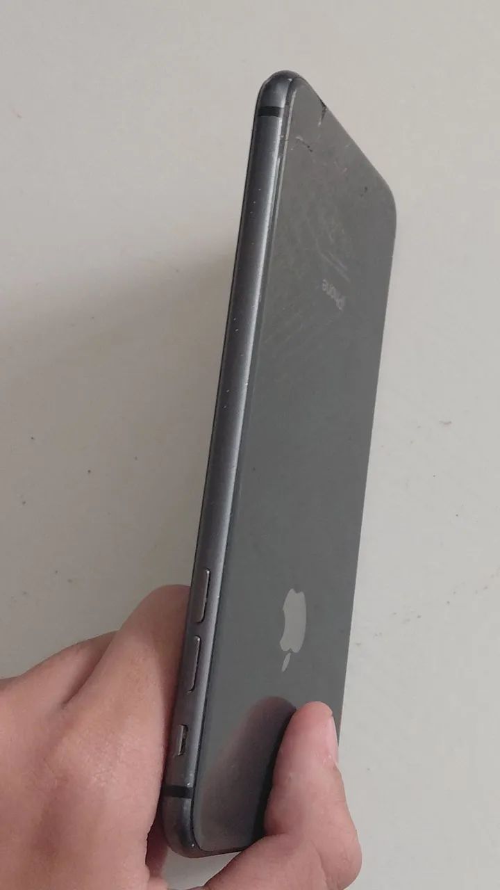 ? iPhone 8 Plus 256GB ? Para conserto/peças - Foto 2