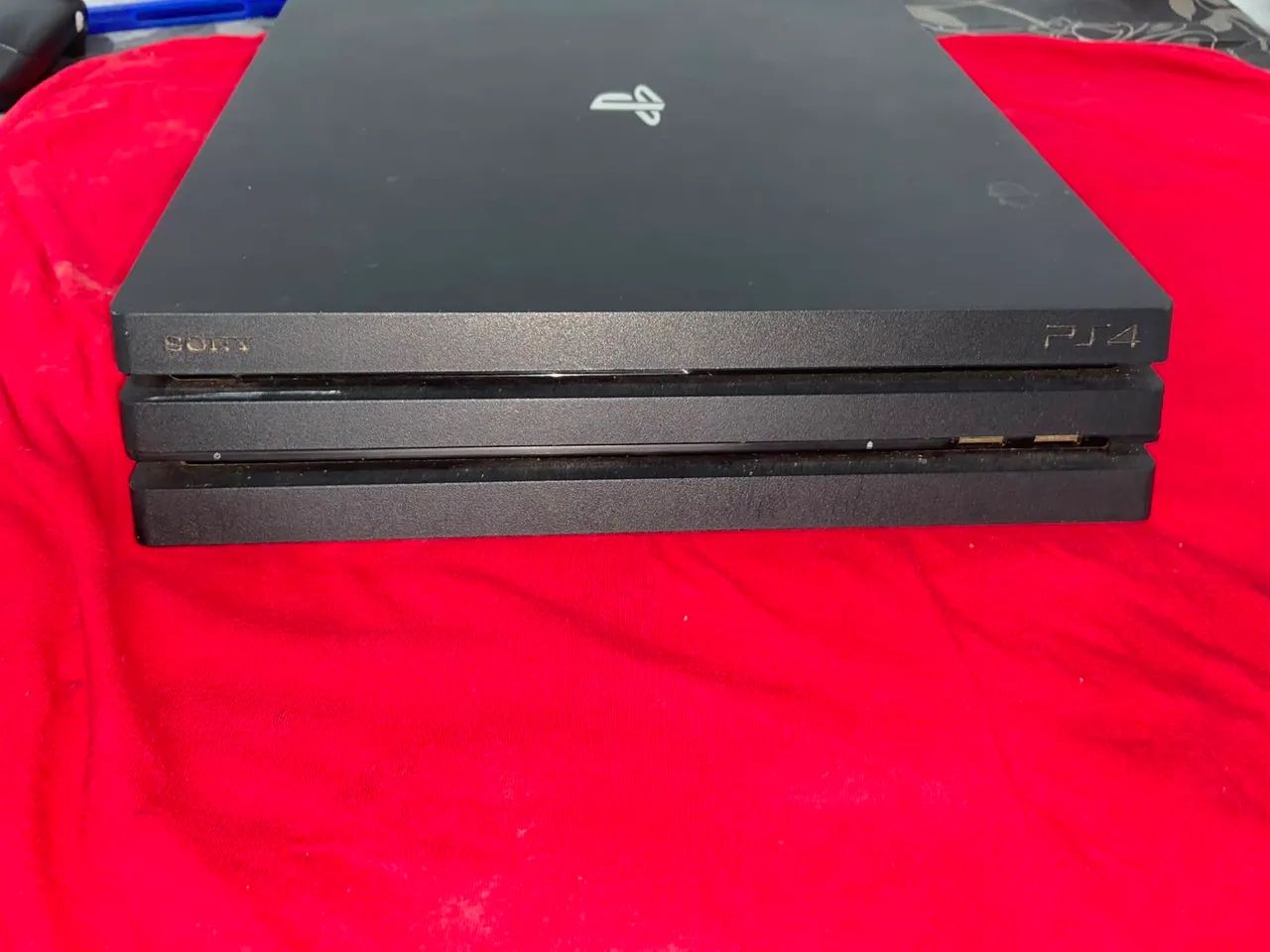 Ps4 pro 1tb 4k  - Foto 3