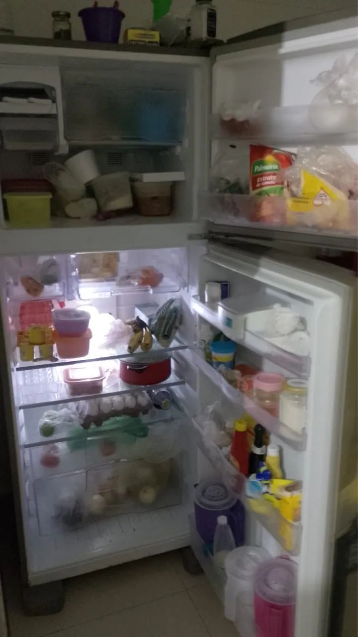 Geladeira SEMINOVA - Foto 2