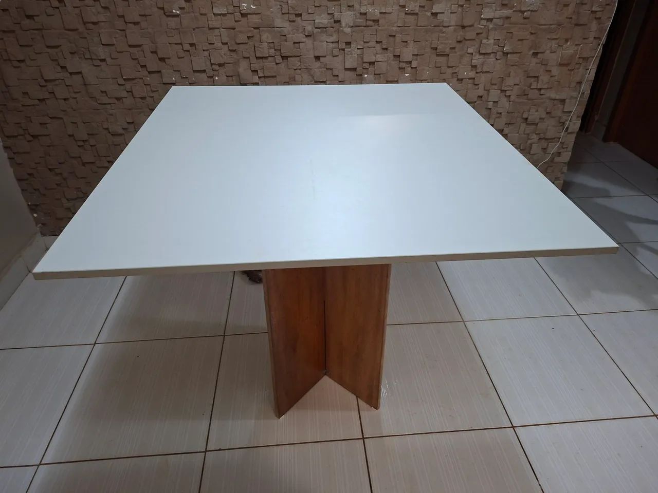 Mesa de jantar 4 lugares