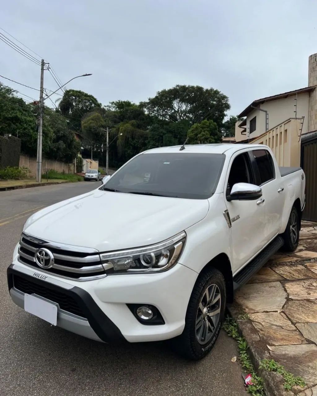 Toyota Hilux Hilux CD SRX 4x4 2.8 TDI 16V Diesel Aut. 2021