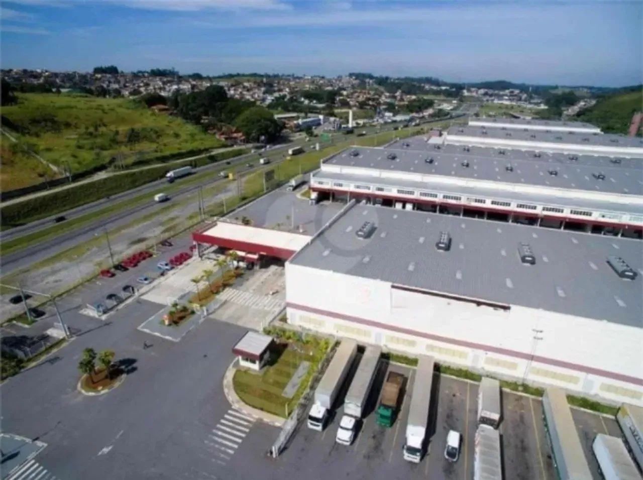 CONDOMINIO COM 18 MÓDULOS DE GALPÕES,  Batistini - São Bernardo do Campo - SP - Foto 4