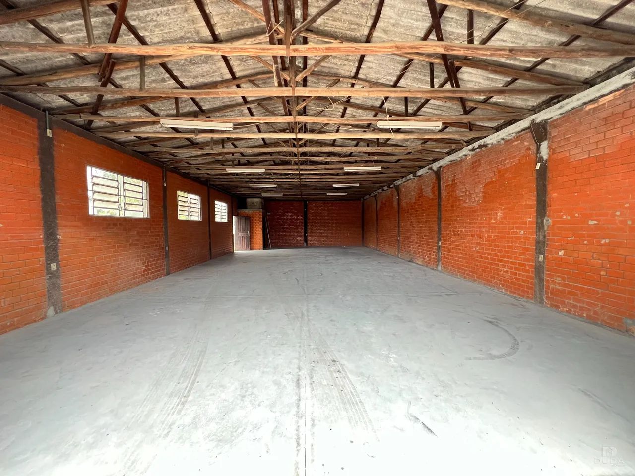 Galpão com aproximadamente 162 m² - Foto 4
