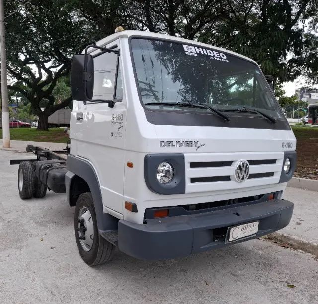 VW 8150 Plus Cummins Chassi