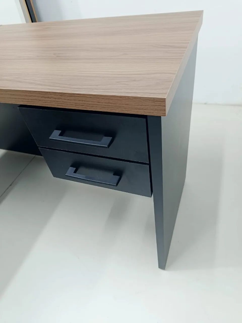 Mesa de escritório em L - Foto 5