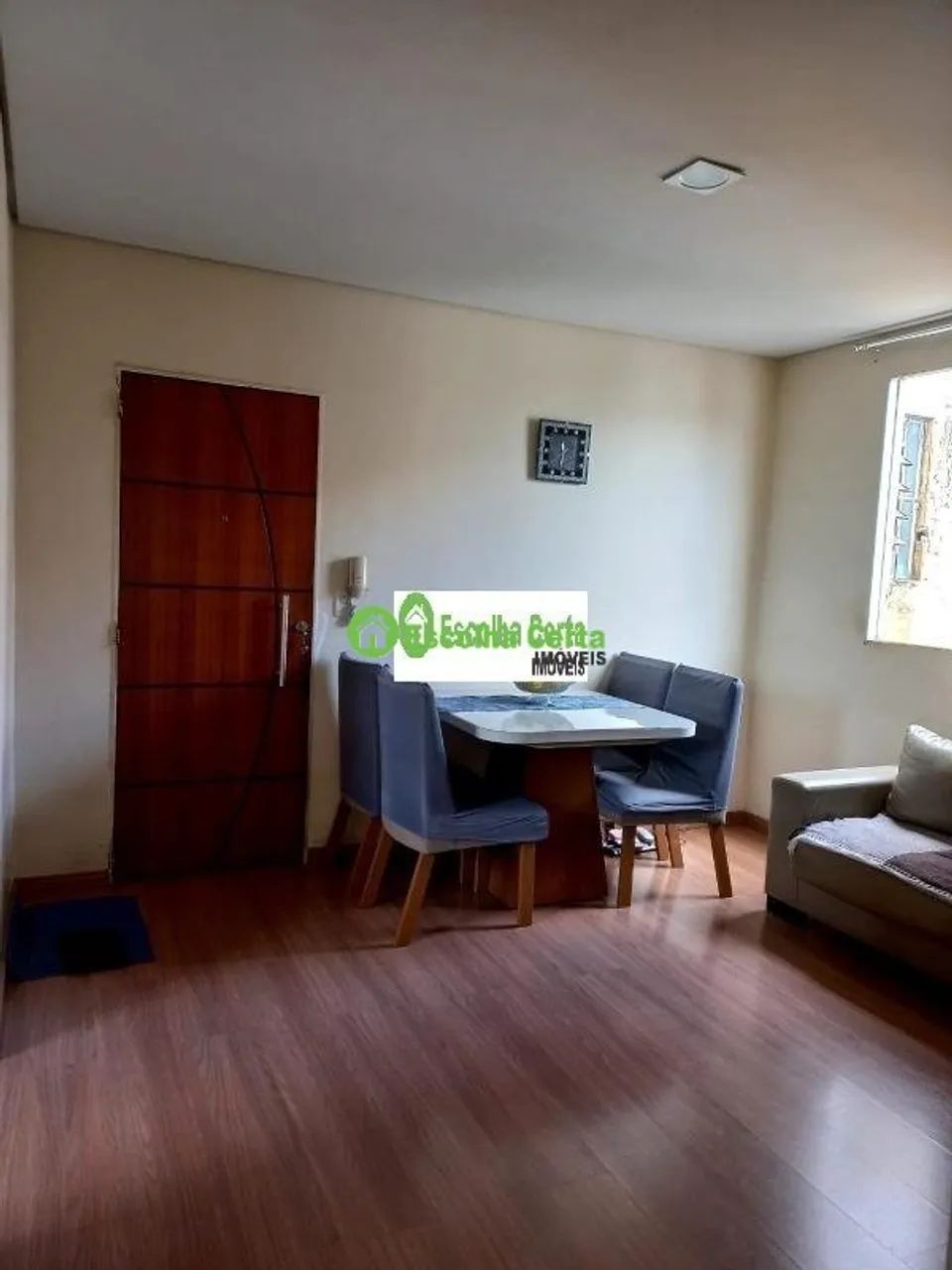 249 Mil - 2 Quartos - Porteiro