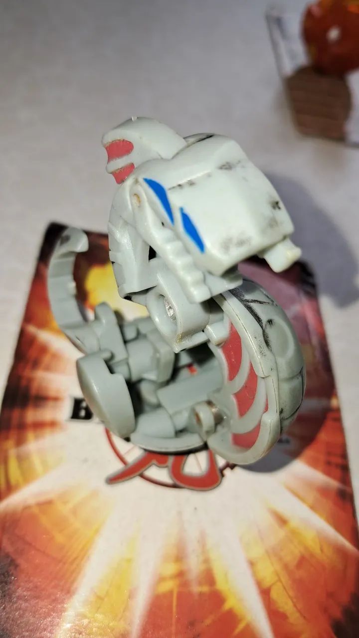 Bakugan Abyss Omega Haos especial raro - Foto 2