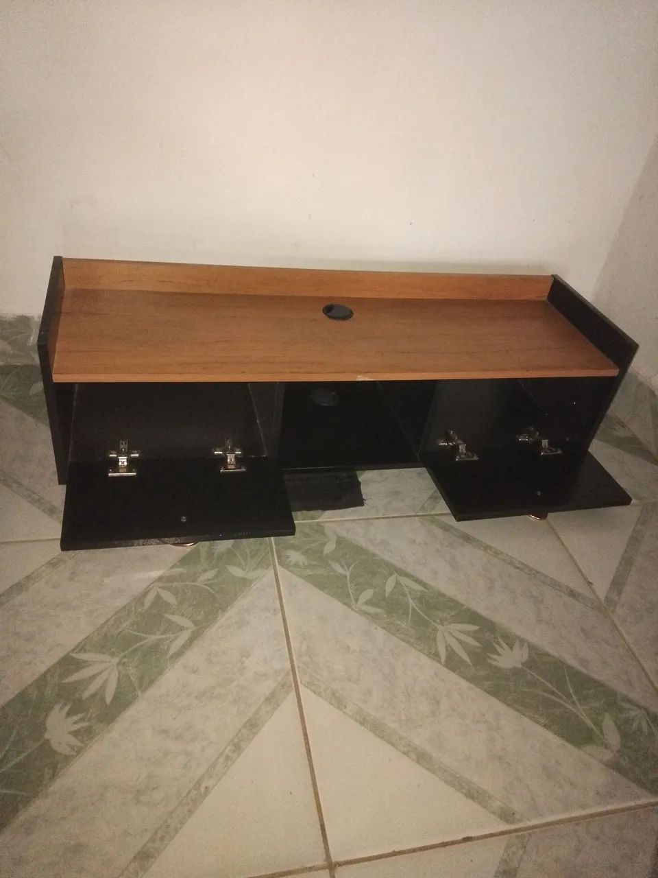 Cadeira de Barbeiro,Bancada, e lavatório... - Foto 2
