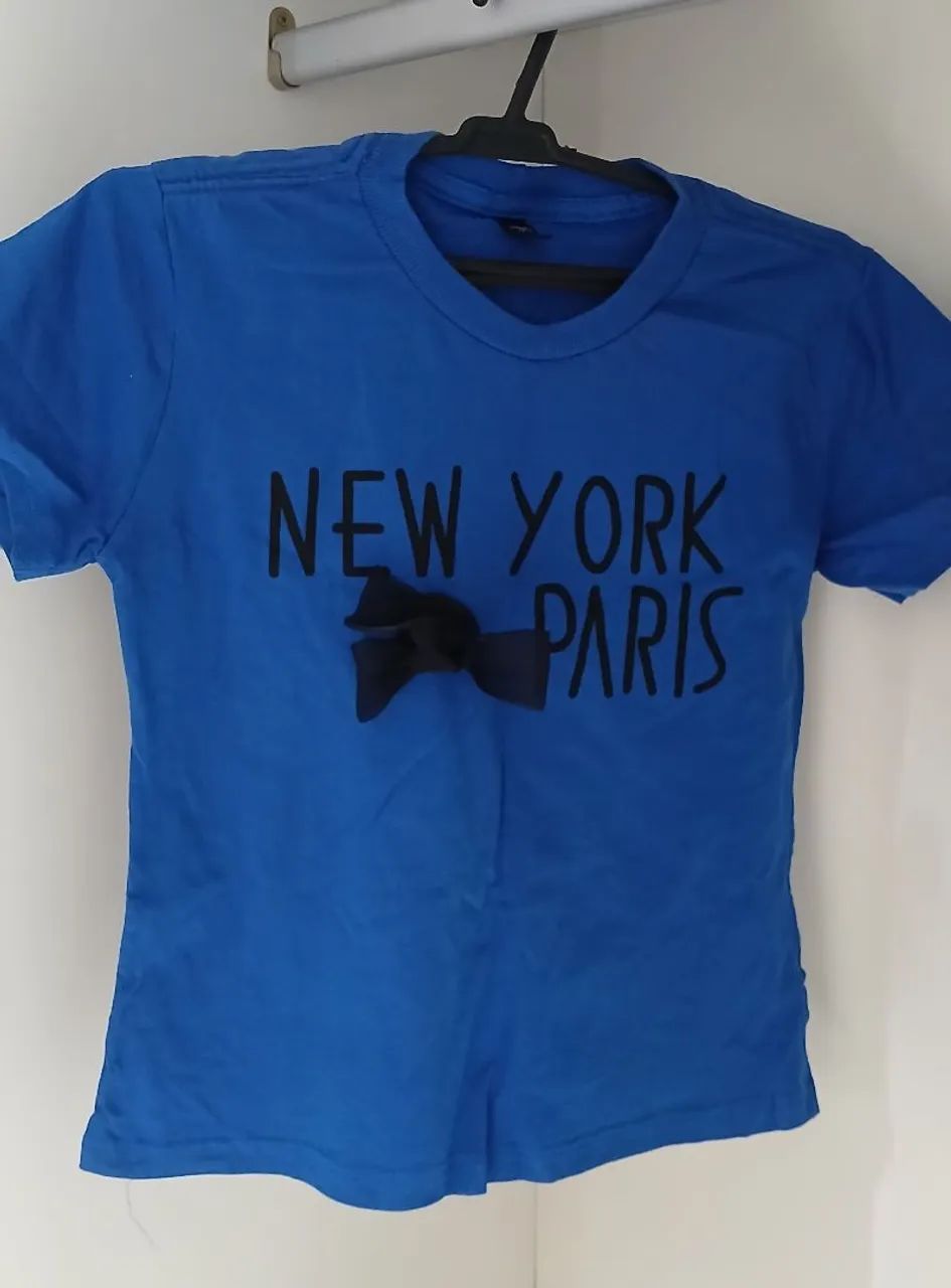 Desapego blusa azul p 8 reais