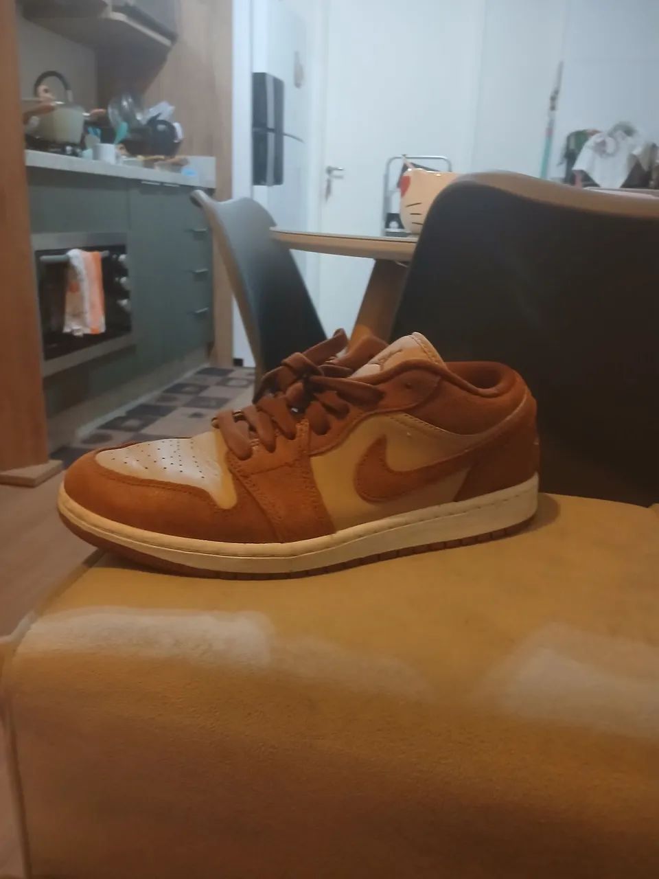 Tênis Nike Jordan 1 low SE legend coffe TAM 40 - Foto 3