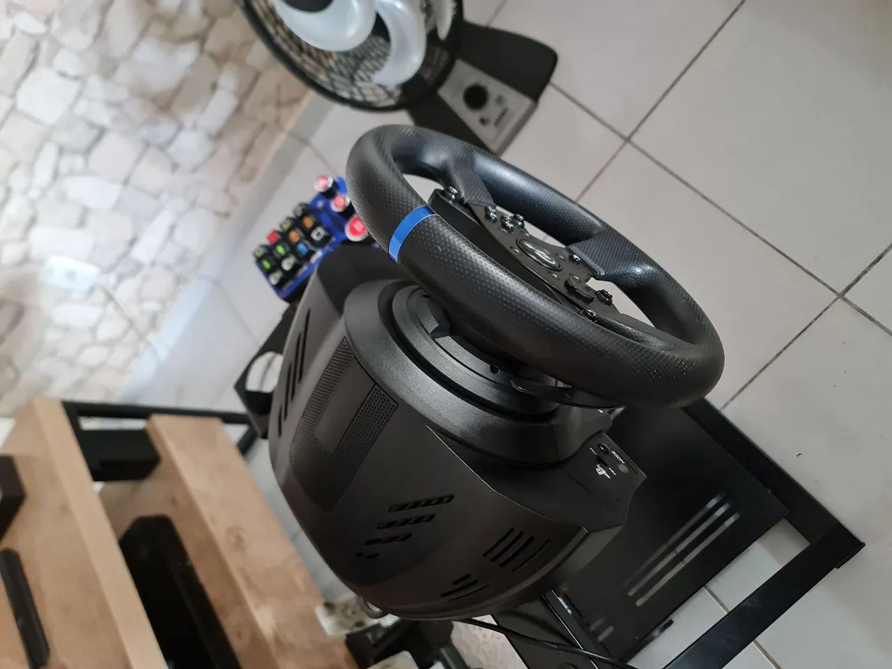 Thrustmaster T300RS