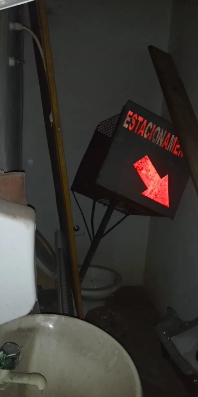 Lixeira de Ferro