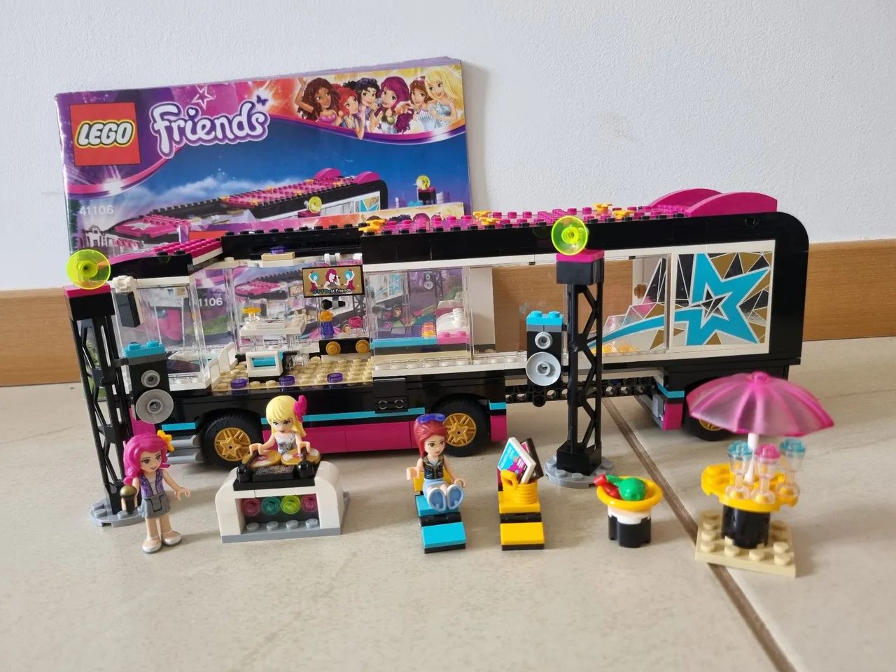 Lego Friends 41106 Ônibus de Turnê da Pop Star (usado)