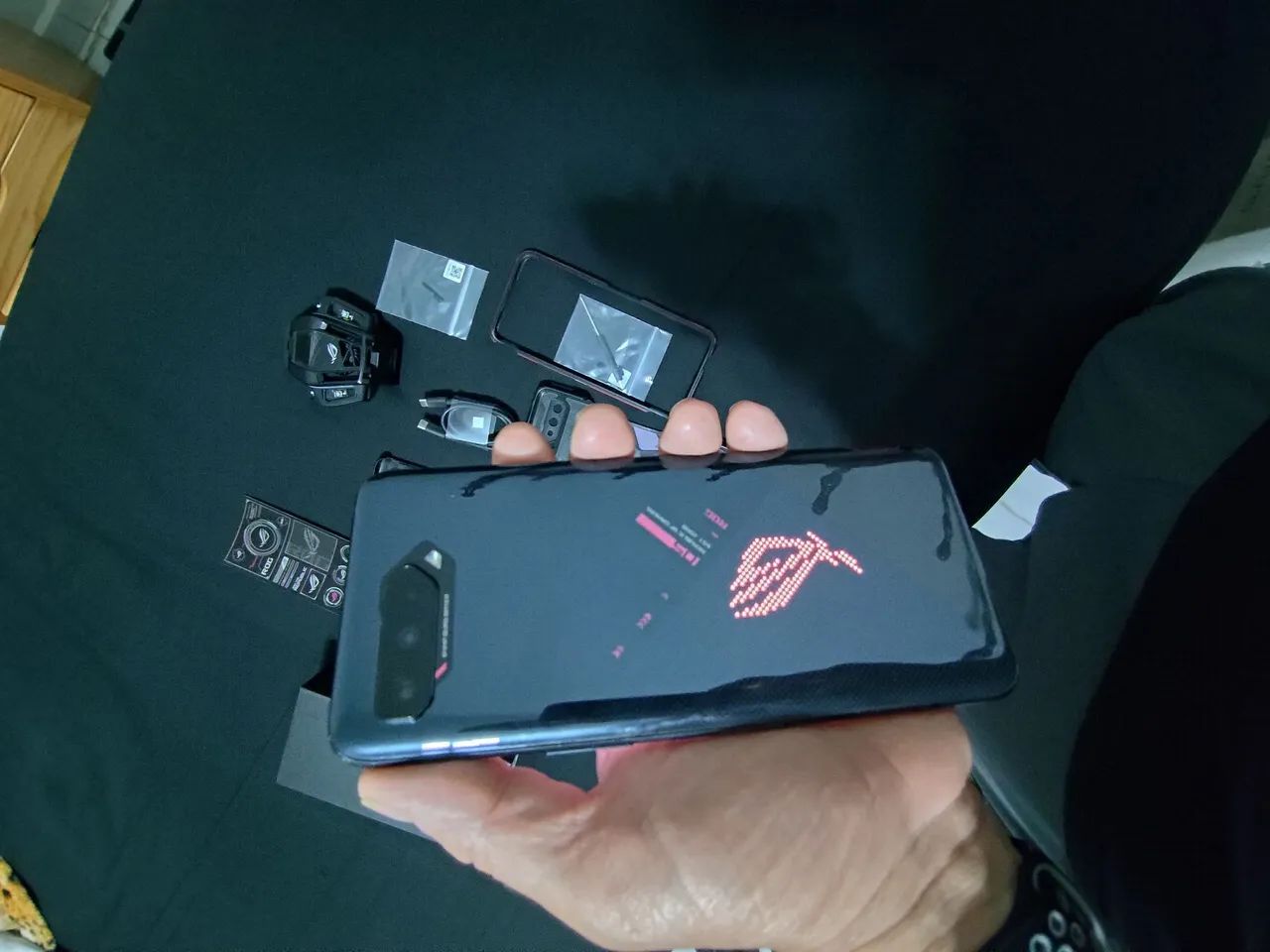 Celular Asus Rogfhone5s (gamer) - Foto 3