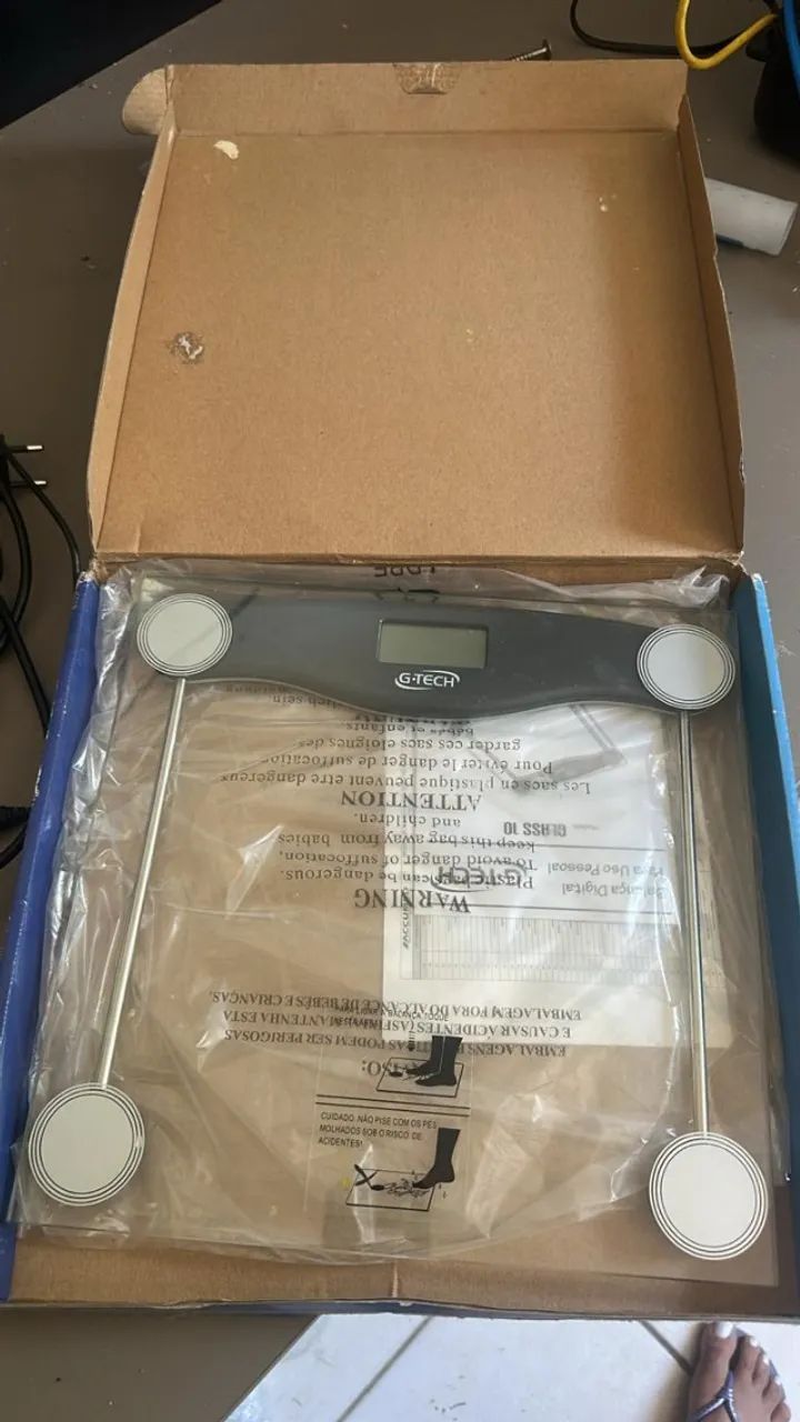 Balança Digital G-Tech Glass 10 - Funcionando
