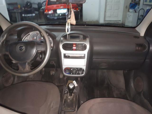 Chevrolet Corsa Sedan PREMIUM 5P - Foto 6