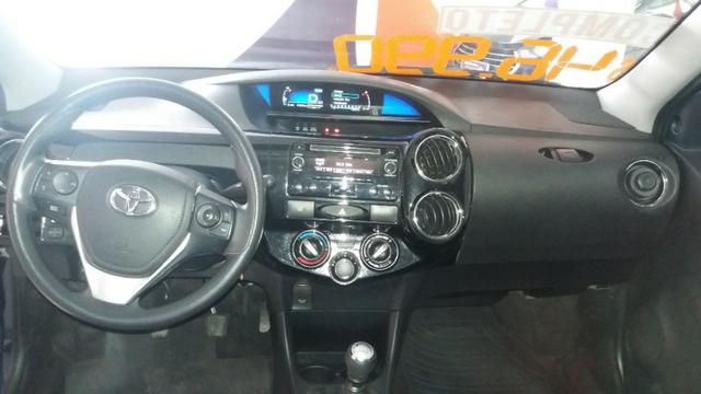Toyota Etios Xs 1.5 2018 - Foto 10