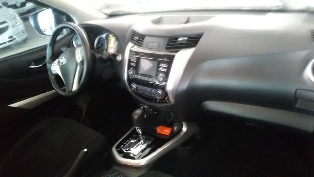 Nissan Frontier - Foto 8