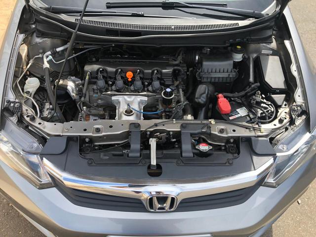 Civic 13-14 Carro tomado de financiamento, sem sinistro , sem batida 4 pneus novos - Foto 4