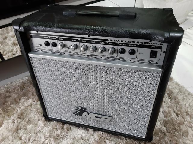 CUBO GUITARRA 60 RMS ótimo