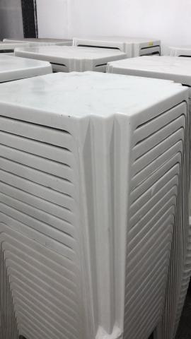 Aproveite nova mesa de plastica quadrada cor branca