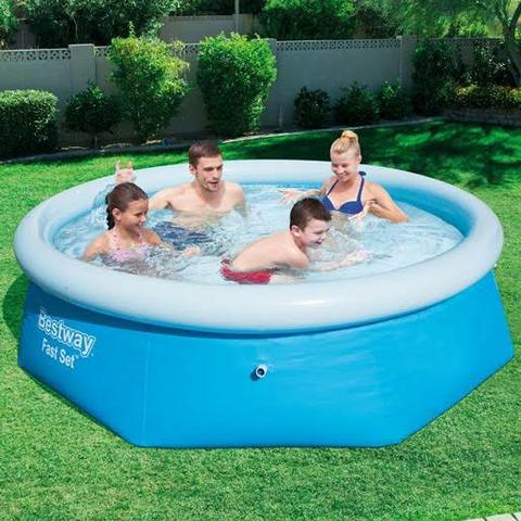 Piscina Bestway 2.300 litros