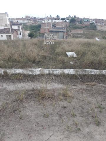 Vendo ou troco esse terreno no loteamento Canaã em lagoa do carro
