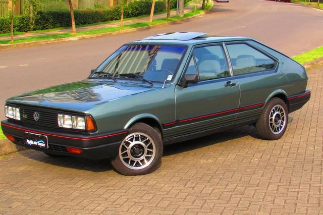 Passat Pointer GTS 1987 - Teto Solar de Fábrica - Original - Ateliê do Carro