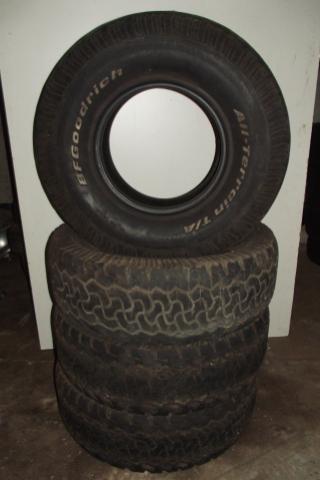 Pneus Bf Goodrich - 315/75 R16 - Usado - Foto 3