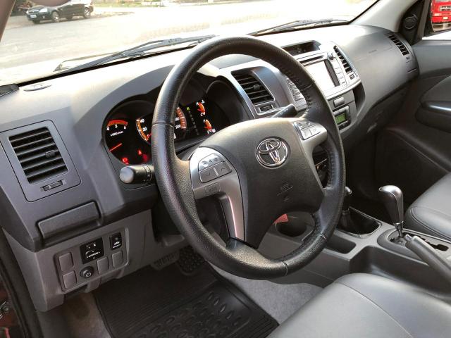 Toyota hilux srv ano 2015 top - Foto 18