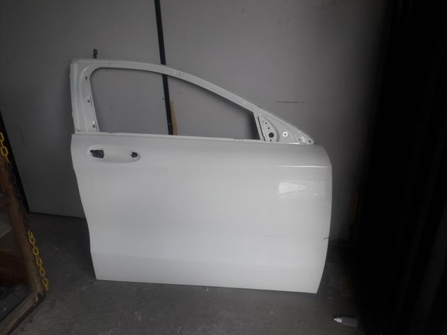 Porta dianteira e traseira direita Mercedes GLA 200 250