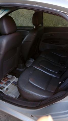 VENDO Fiat Linea Absolute 1.9 2009 - Foto 9