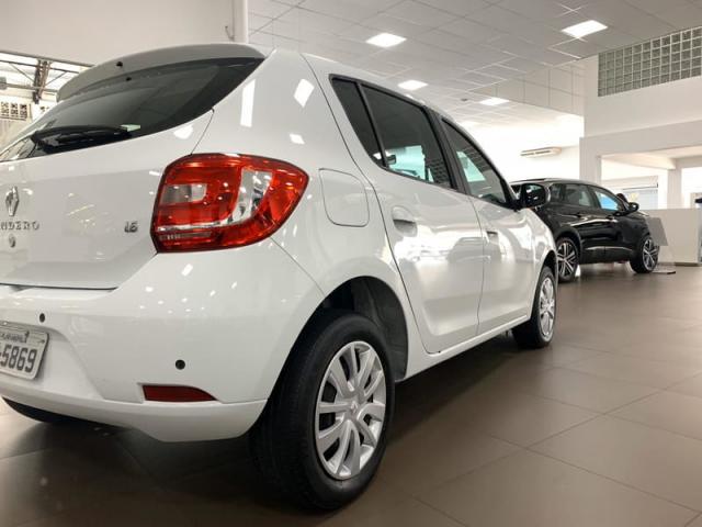 IMPECÁVEL RENAULT SANDERO EXPRESSION 1.6 - Foto 2