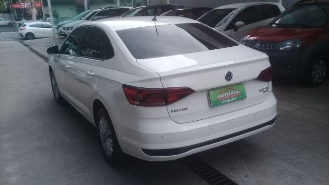 Virtus confortline 1.0 turbo 18/19 único dono tirado na saga!! - Foto 5