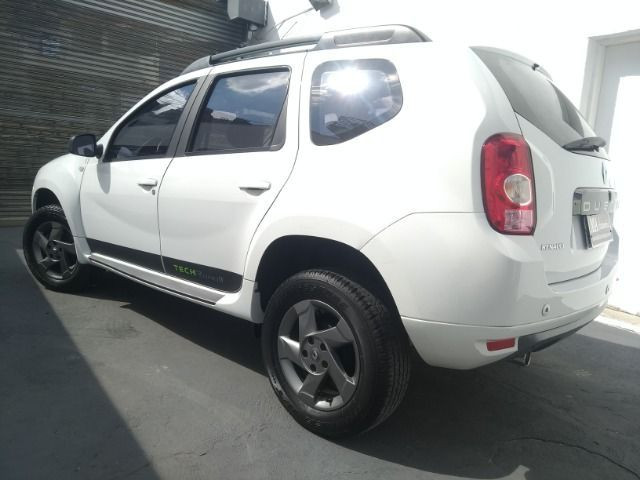 Duster 2.0 Tech Road 4x2 16V Flex 4P Automática 2015 - Foto 2