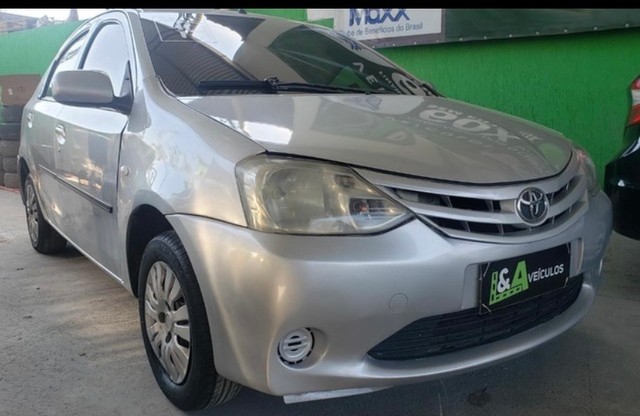 TOYOTA ETIOS 2013 1.5 X