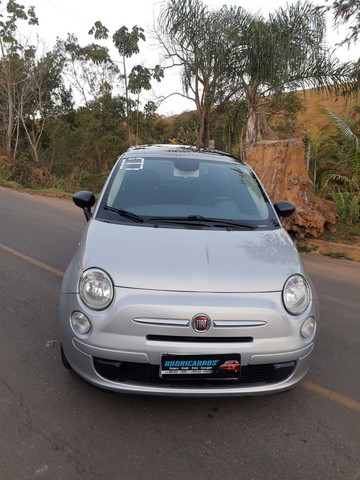 FIAT 500 COM TETO SOLAR PANORÂMICO